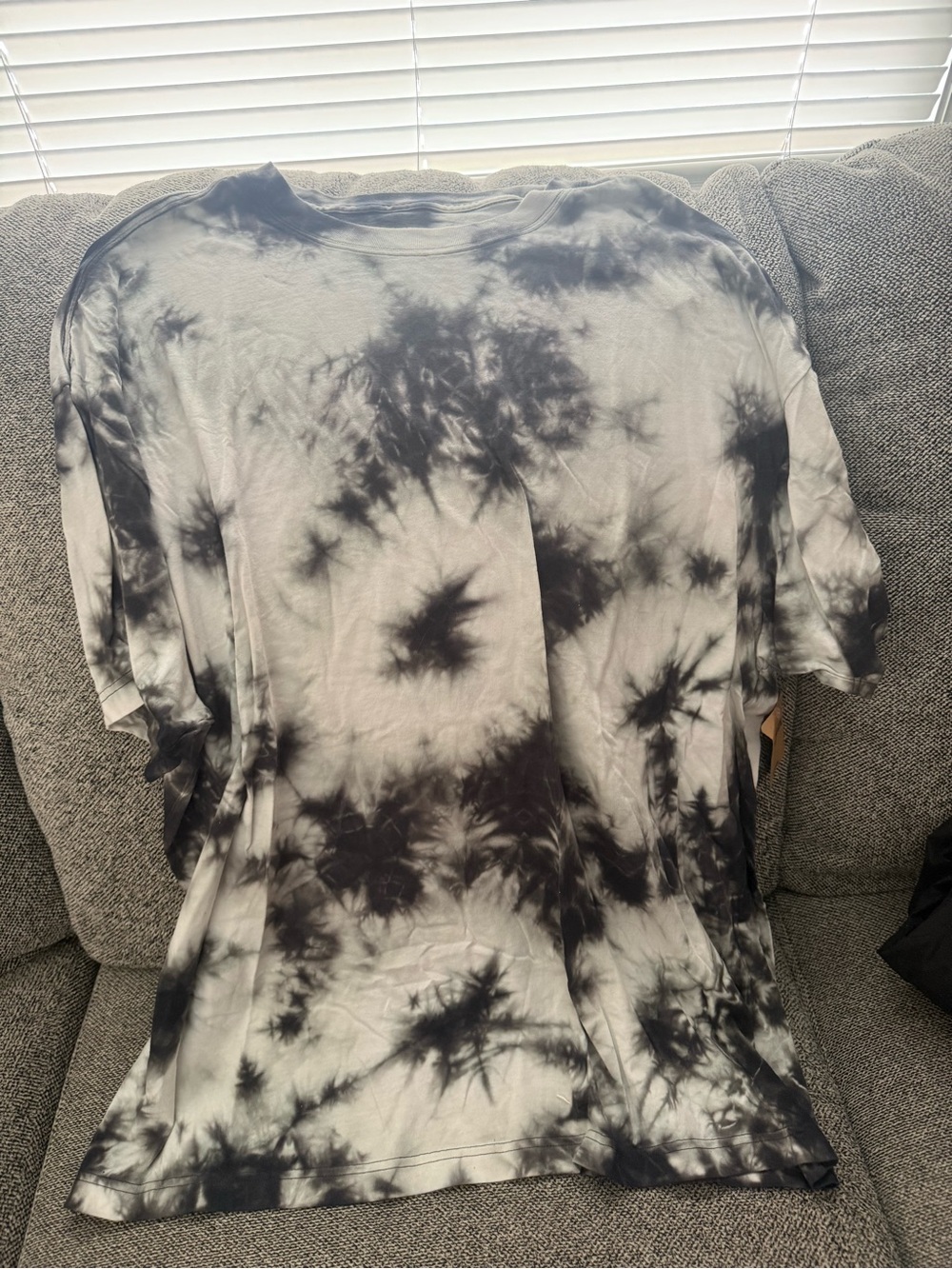PINK Victoria's Secret Black & White Tie-Dye Short Sleeve Tee